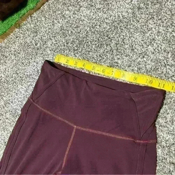 Athleta High Rise Peekaboo 7/8 Tight #869241-02 size XS Burgundy - Picture 8 of 12